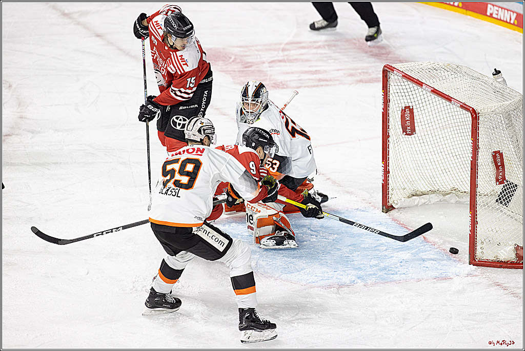 PENNY DEL;  Kölner Haie - Loewen Frankfurt; Köln, 18.12.2022